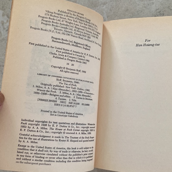 The Tao of Pooh Paperback Benjamin Hoff - Picture 3 of 4